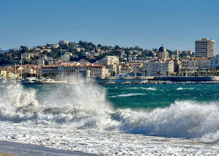 Les Sangliers By Interhome Saint-Raphaël